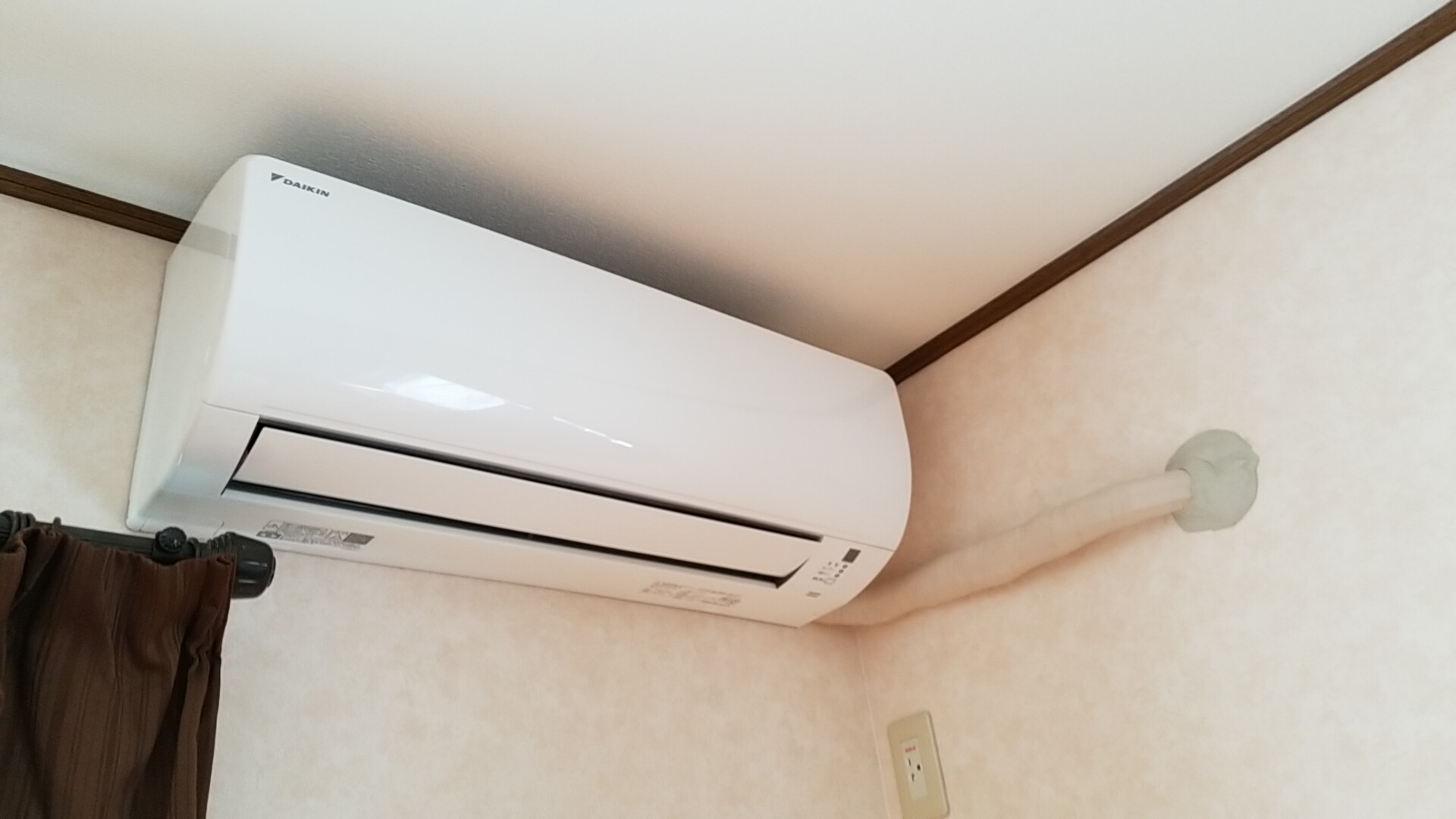 名古屋市中村区 通販購入エアコン新規取付工事